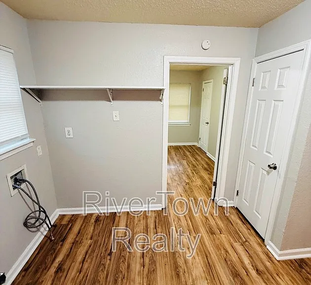 3046 Sinclair St — Photo 15