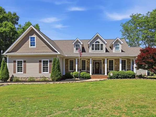 10 Andelusian Ct, Pelzer, SC 29669