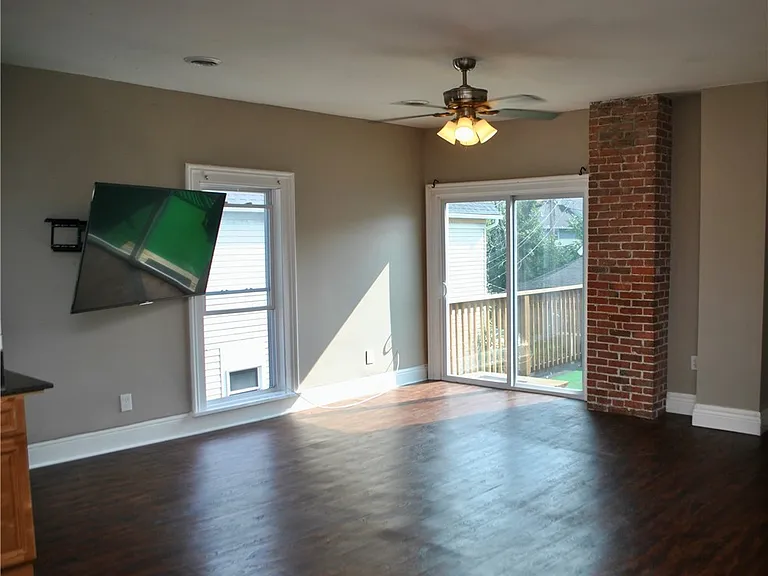 124 Normal Ave #2 — Photo 7
