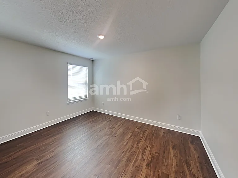 22435 Bellini Cir — Photo 28