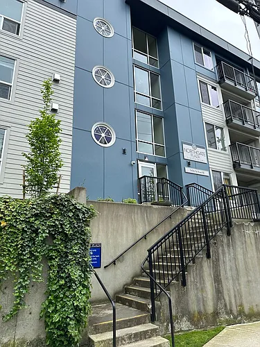 9416 1st Ave NE #218 Photo 1