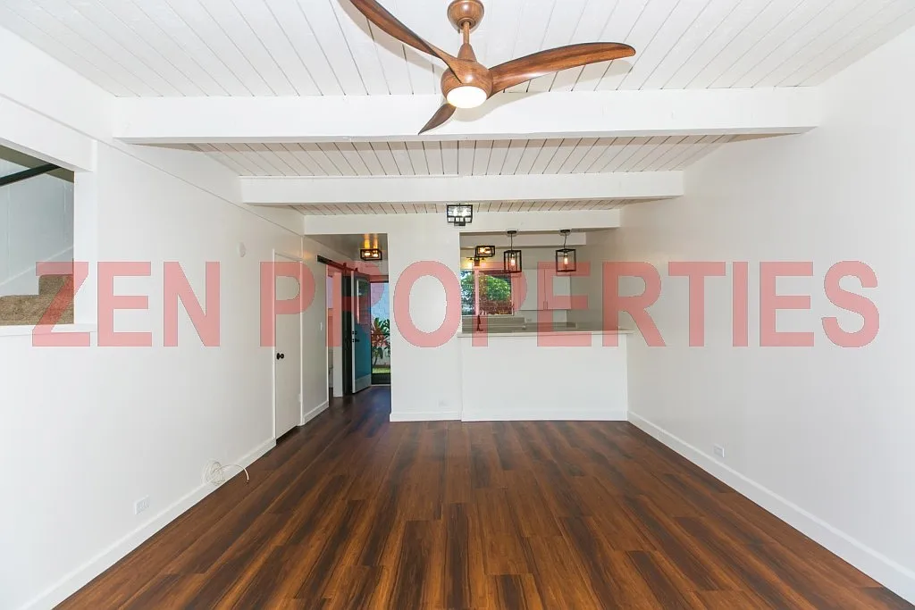 A 2 bdrm / 2 bath unit with 1 prkg for rent at Tropicana Villages- Makai — Photo 3