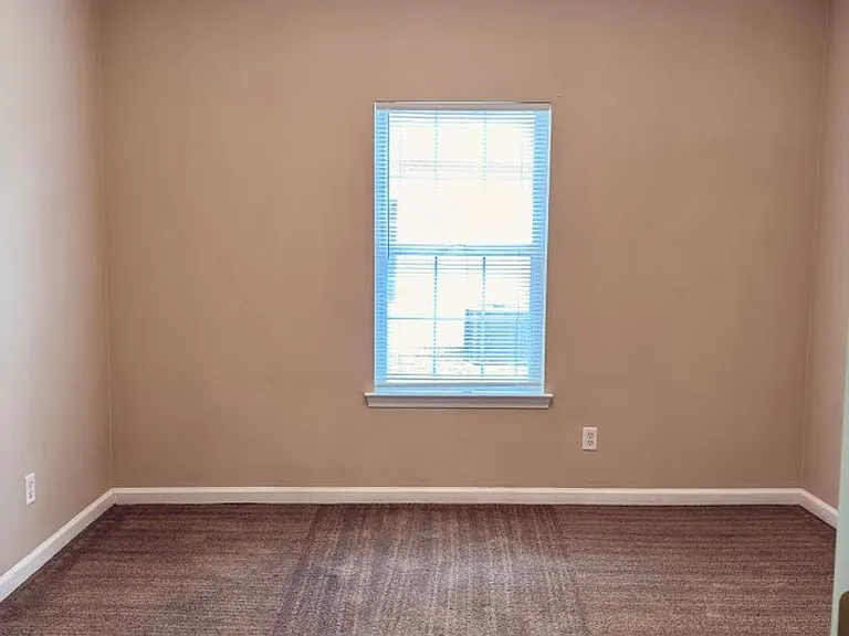 123 Magnolia Ct — Photo 4