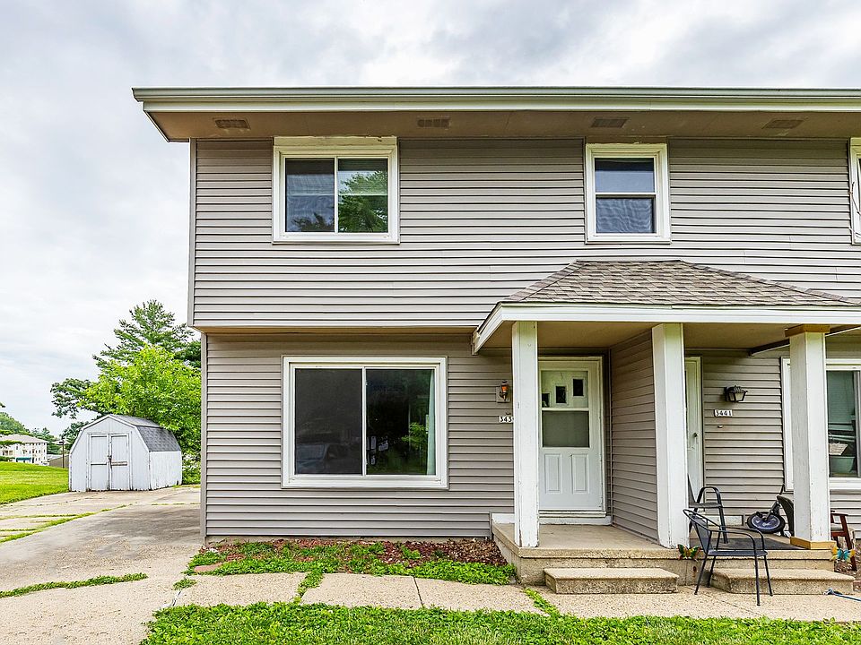 1st image of 3439 SE 20th St