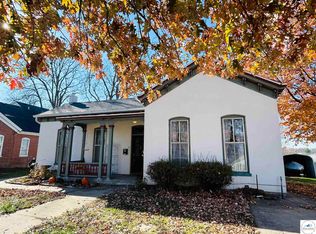 1009 6th St, Boonville, MO 65233