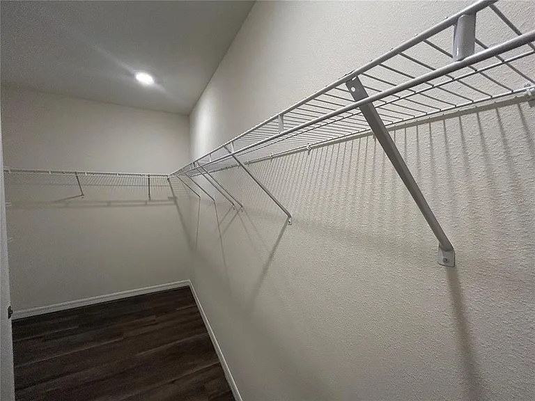 3377 Wakefield Dr — Photo 4