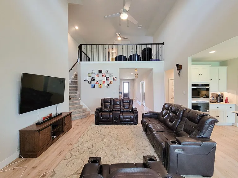 3534 Matterhorn Dr — Photo 29