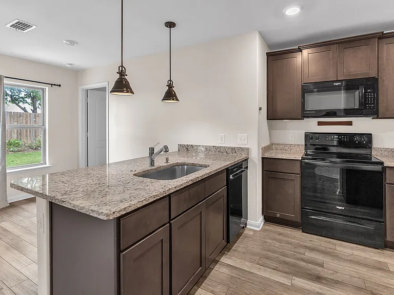 4536 Skipador Dr — Photo 4