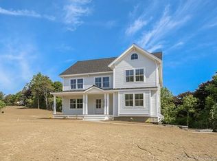 23 Ipswich Rd, Topsfield, MA 01983