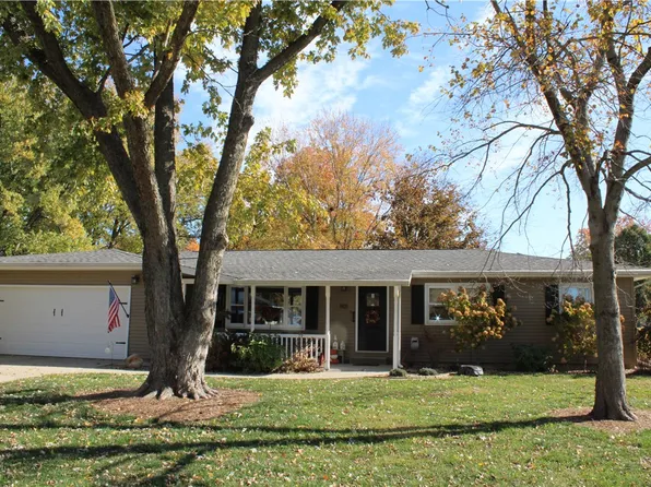 1101 N Wood St, Shelbyville, IL 62565