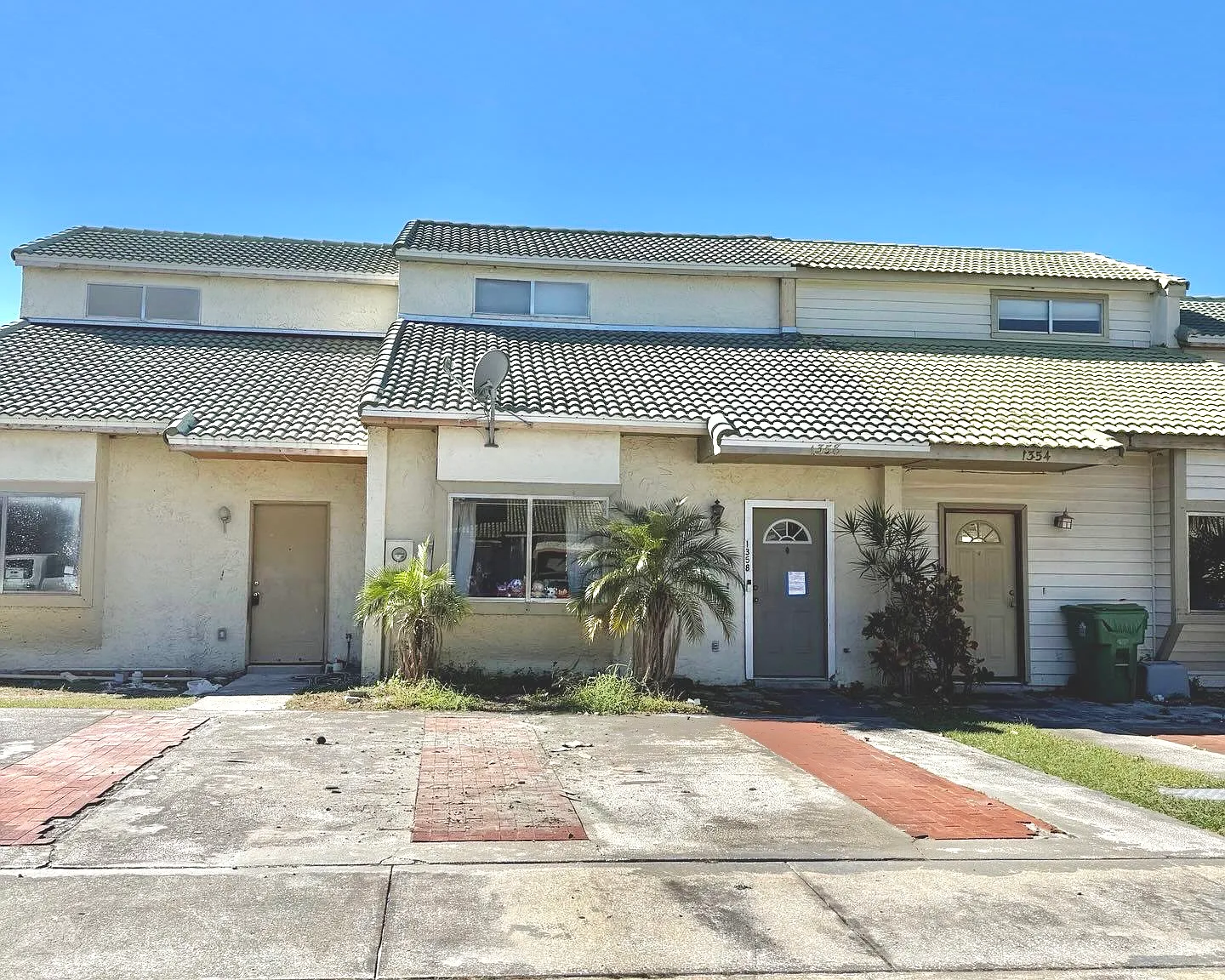 2 bed, 1.5 bath, 1071 sqft, $1,775 — Photo 1