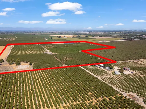 Hinton Ave, Delhi, CA 95315