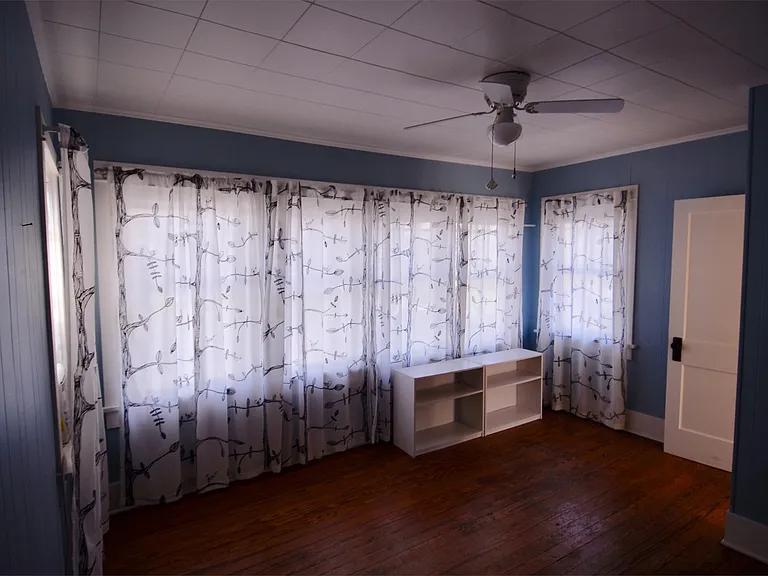 330 N Rollston Ave — Photo 10