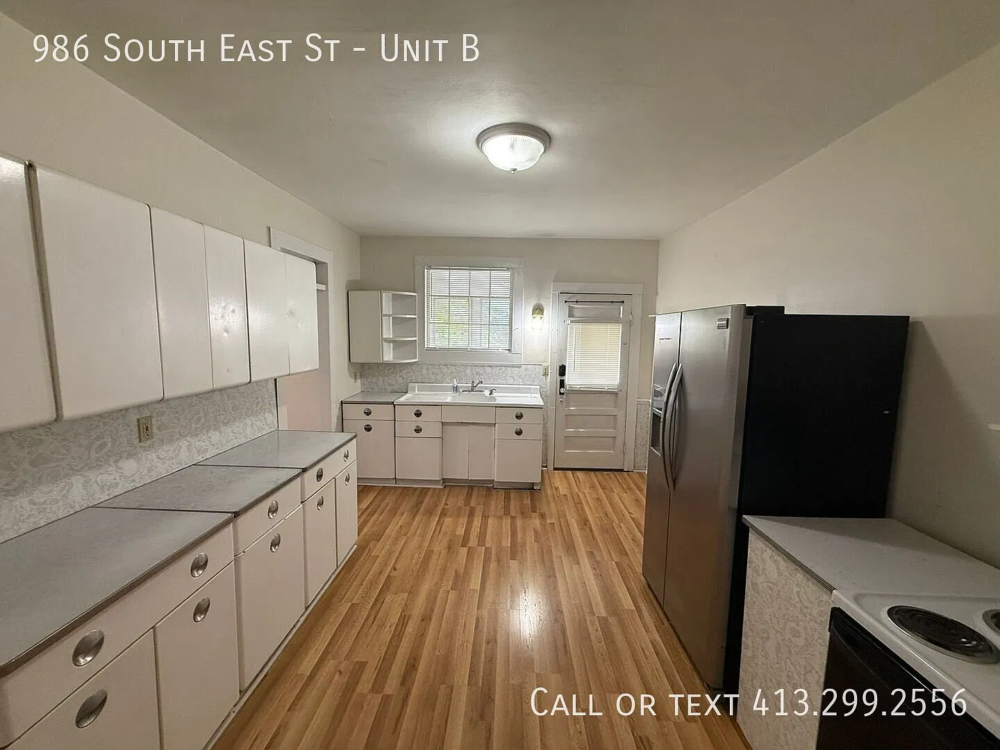Spacious 2 BR, 1 Bath Farmhouse in a Quiet Amherst Location! — Photo 2