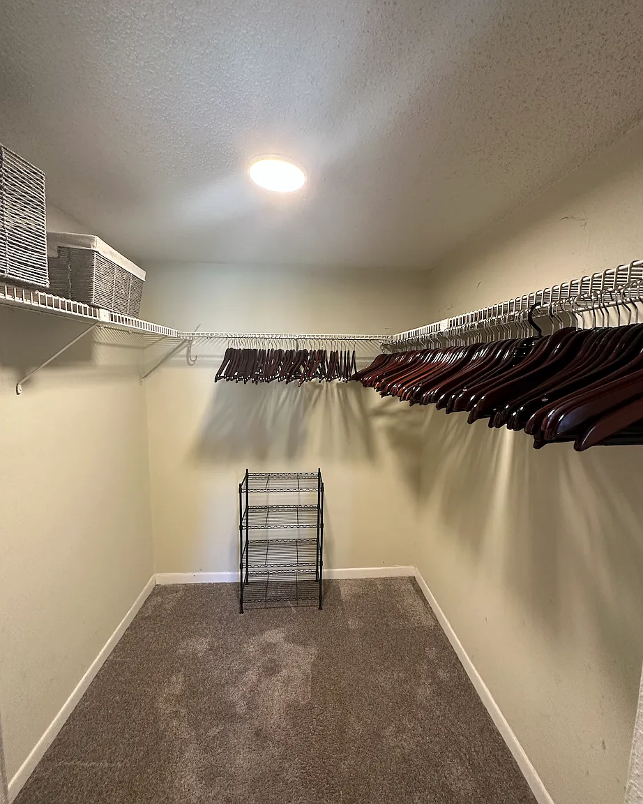 2 bed, 850 sqft, $1,200 — Photo 3