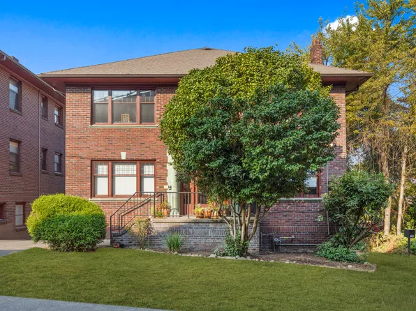 Brentwood Apartments