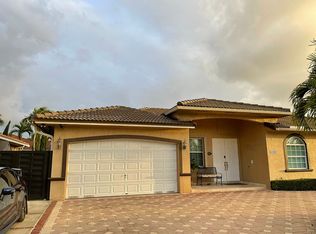 10860 SW 34th St, Miami, FL 33165