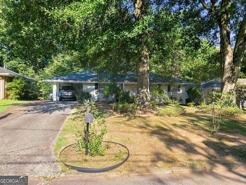 1st image of 2834 S Clark Dr