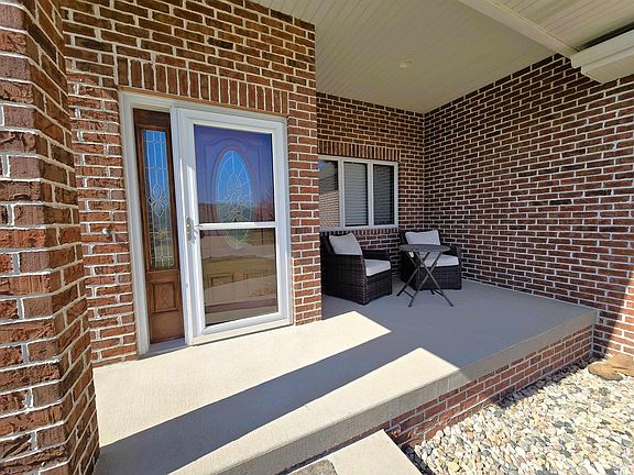 4th image of 901 Rockwood Ct