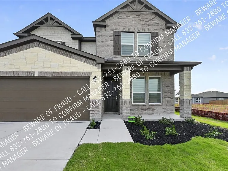 707 Windhaven Dr — Photo 4