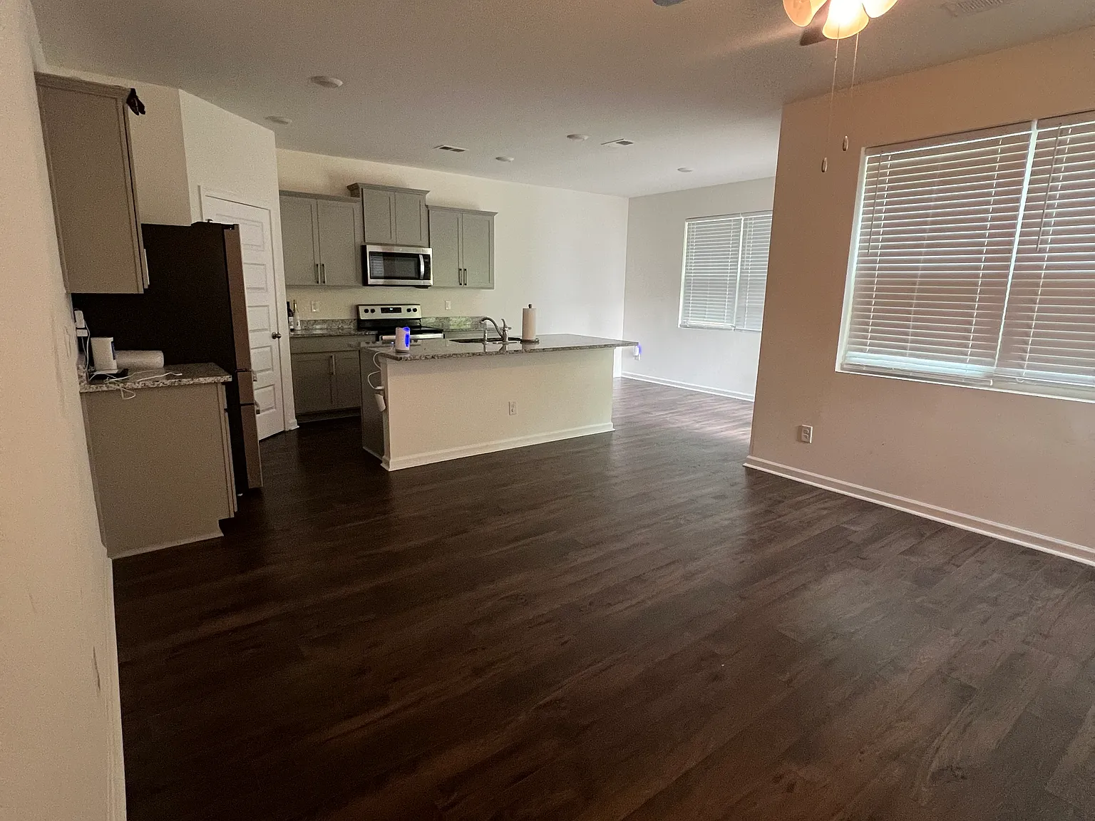 3 bed, 1657 sqft, $2,200 — Photo 1