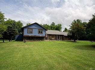 1111 Sugar Hill Ln, Xenia, OH 45385