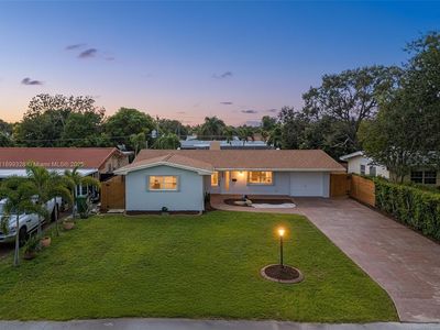 8860 NW 15th St, Pembroke Pines, FL, 33024