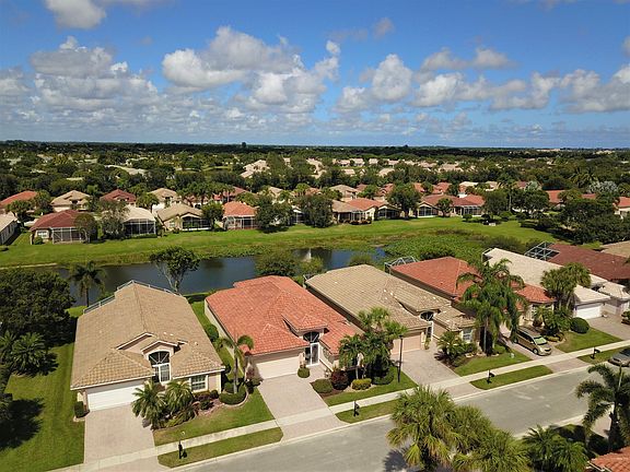 5th image of 7647 Viniste Dr