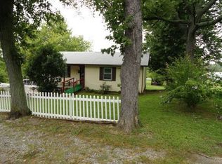 270 Manitou Loop, Manitou, KY 42436