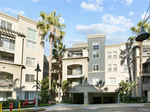 2358 Scholarship Ave, Irvine, CA 92612