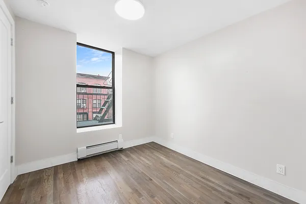 Rented by Corcoran | media 18