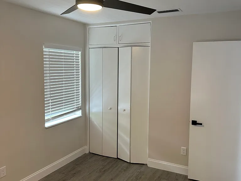 1401 N Westmoreland Dr #1 — Photo 7