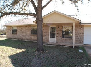 1610 Mulberry St, Bandera, TX 78003