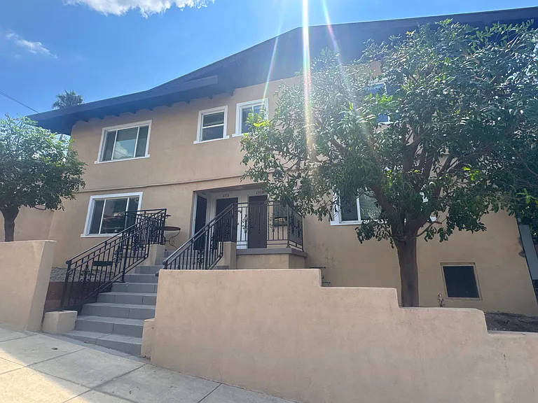 6320 Primrose Ave #6320 — Photo 1
