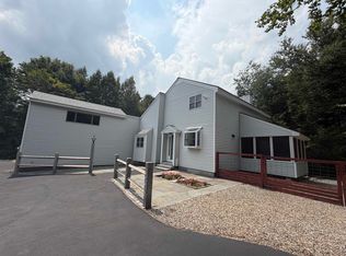 56 Old Temple Rd, Lyndeborough, NH 03082
