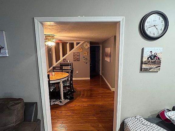 4th image of 30 Highland Rd
