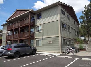 1030 NW Roanoke Ave APT 14, Bend, OR 97703