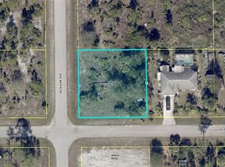 2901 E 11th St, Lehigh Acres, FL 33972