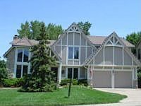 1st image of 114 NE Wood Glen Ln