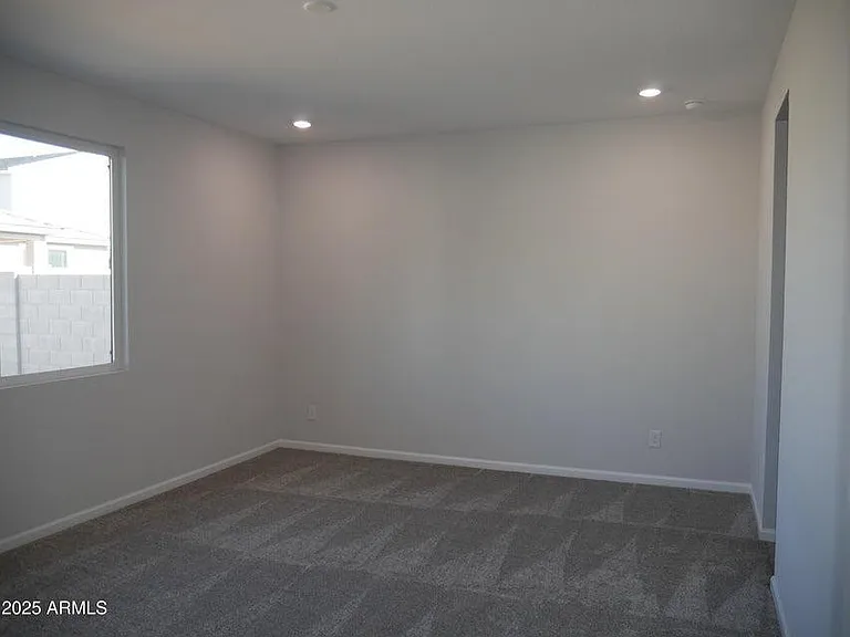 18156 W Daley Ln — Photo 14