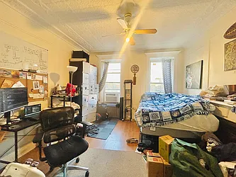 Rented by Aracely Cometti Fan