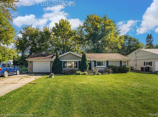 4460 Crosby Rd, Flint, MI 48506