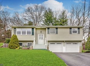 34 Beavers St, High Bridge, NJ 08829