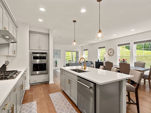 4th image of 22 Archer Dr #22