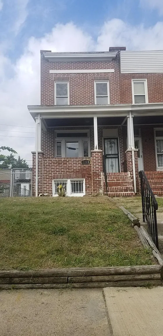 154 S Culver St photo 1