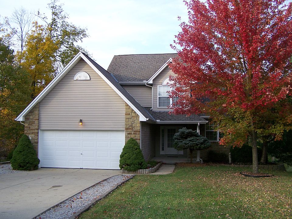1st image of 1076 Hollyhedge Ln
