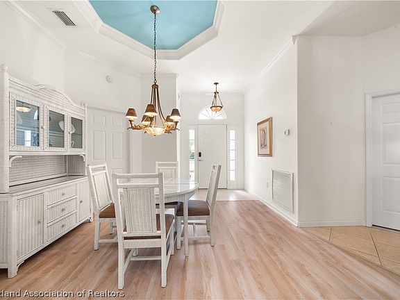 5th image of 2018 Ashley Oaks Cir