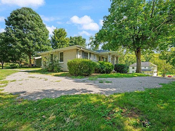 2nd image of 4921 Timberdale Dr