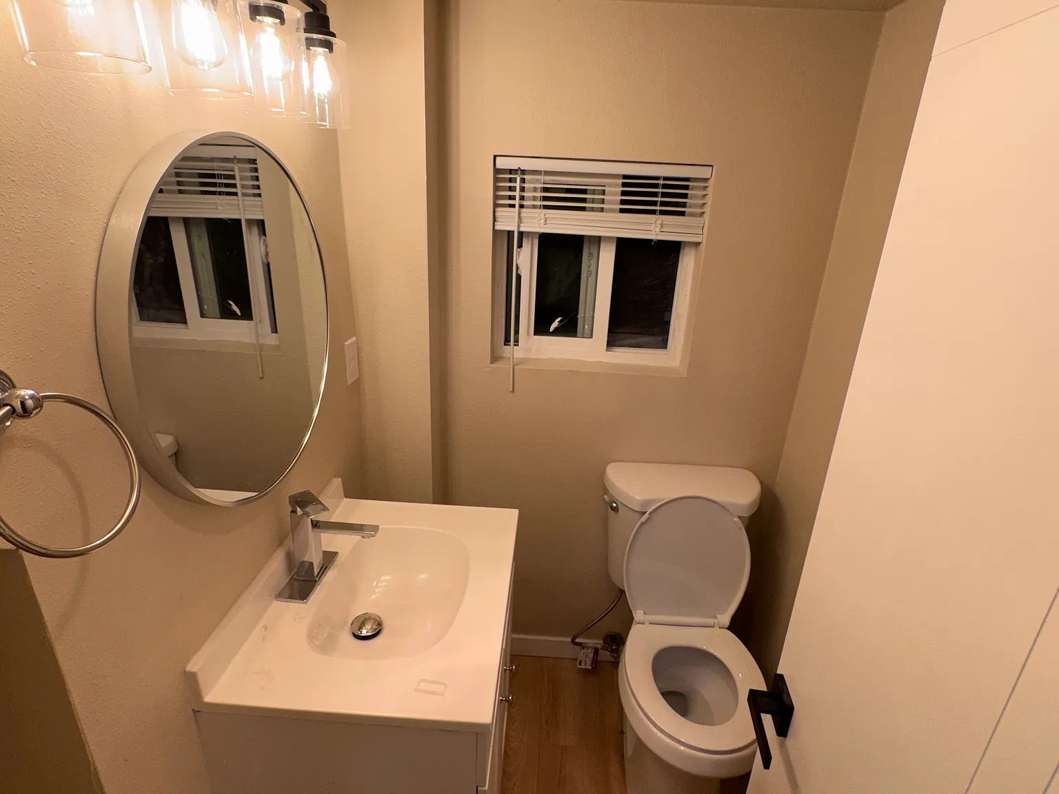 3 bed, 1.5 bath, 1548 sqft, $2,600 — Photo 4
