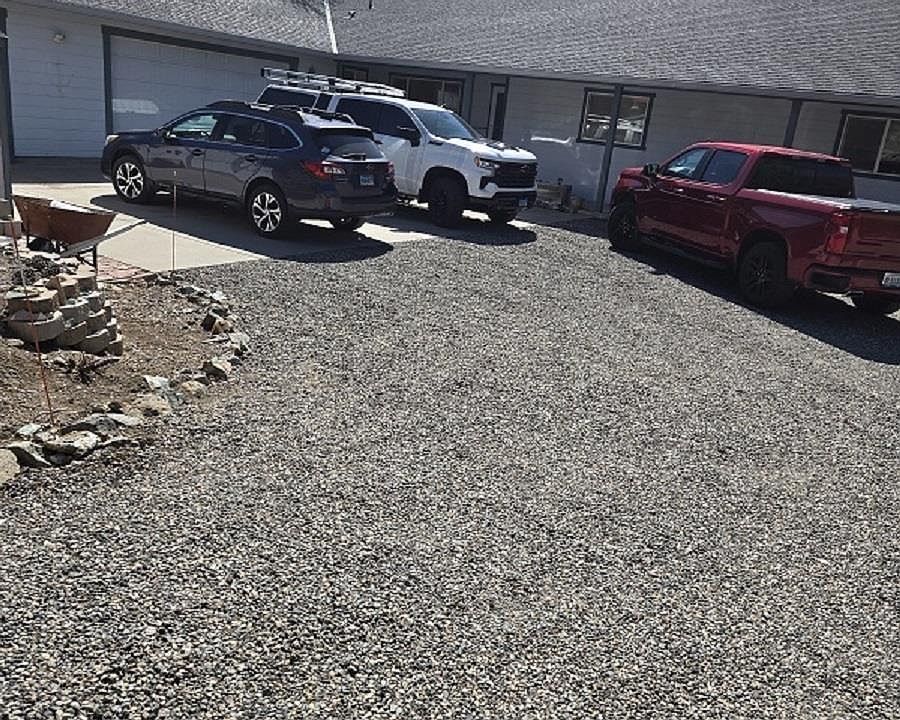 1st image of 3671 Sandstone Dr